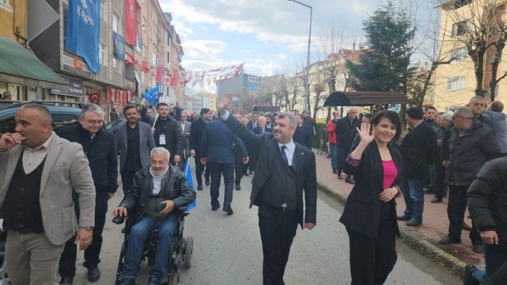 Binlerce Vatandaş Yenice’de Karakaş'a Destek Verdi