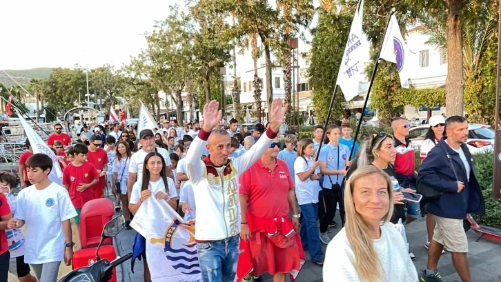 BIOR yarışları renkli kortej yürüyüşüyle başladı
