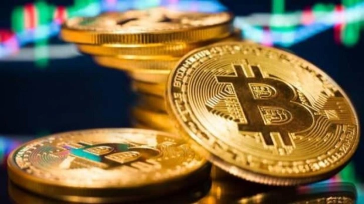 Bitcoin kritik eşiğin üzerinde