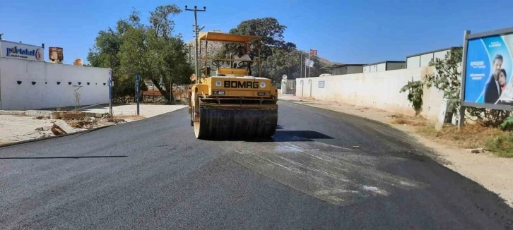 Bodrum Turgutreis’te sıcak asfalt çalışması tamamlandı
