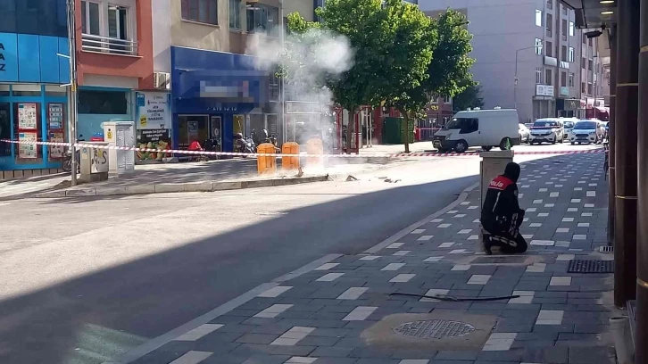 Bolu’da, çöpün kenarına bırakılan şüpheli çanta patlatıldı
