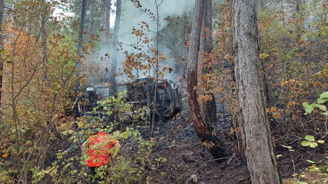 Bolu'da feci kaza: Uçurumdan yuvarlandı, alev aldı! 2 ölü