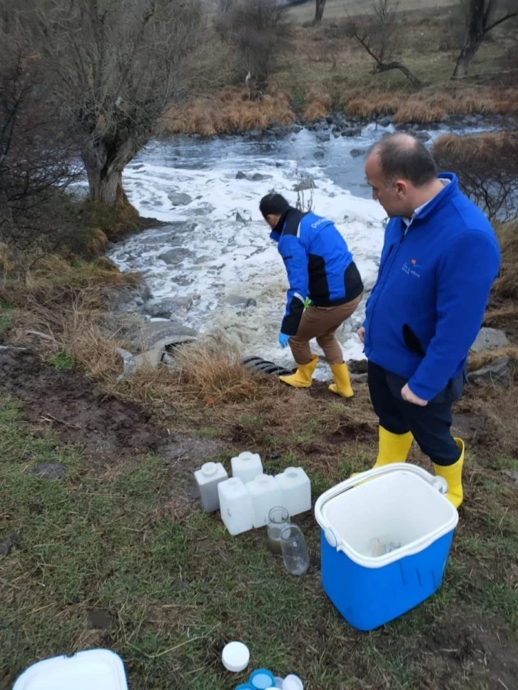 Bolu’da Ulusu Deresi’ni kirlettiği tespit edilen 3 tesise ceza kesildi
