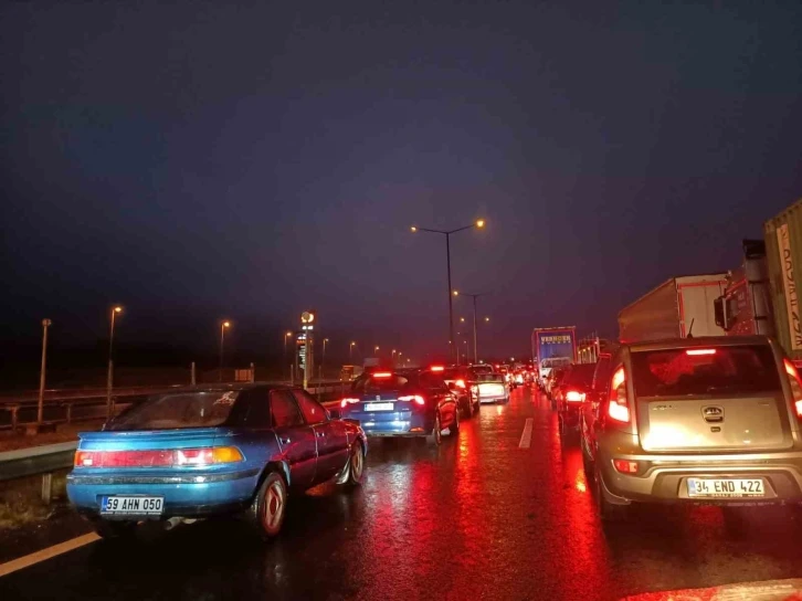 Bolu Dağı Tüneli İstanbul istikameti trafiğe kapatıldı
