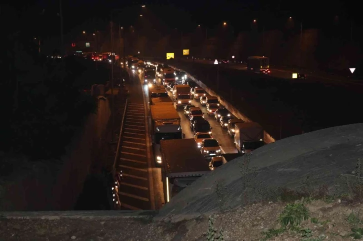 Bolu Dağı Tüneli’nde zincirleme kaza: 1 yaralı
