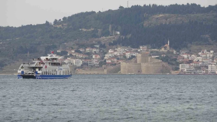 Bozcaada ve Gökçeada’ya fırtına nedeniyle tüm feribot seferleri iptal edildi
