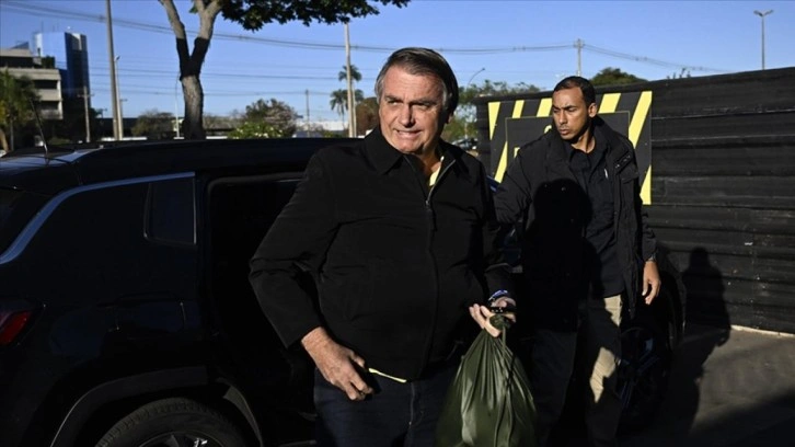 Brezilya'da eski Devlet Başkanı Bolsonaro'ya 8 yıl siyasi yasak