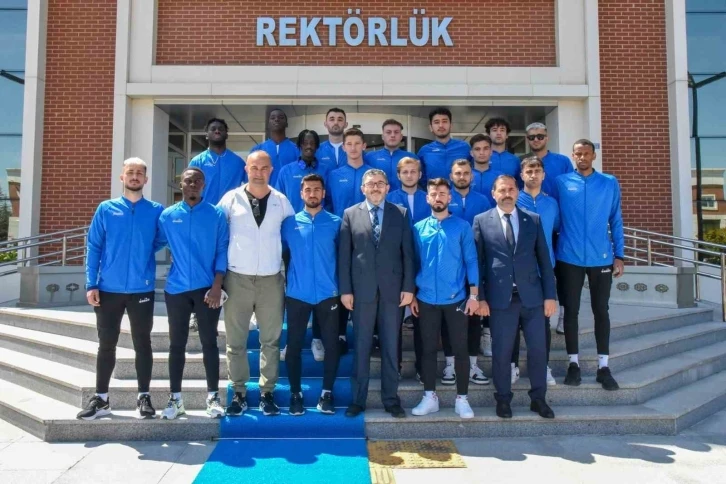 BŞEÜ Futbol Takımı Play-Off müsabakalarında
