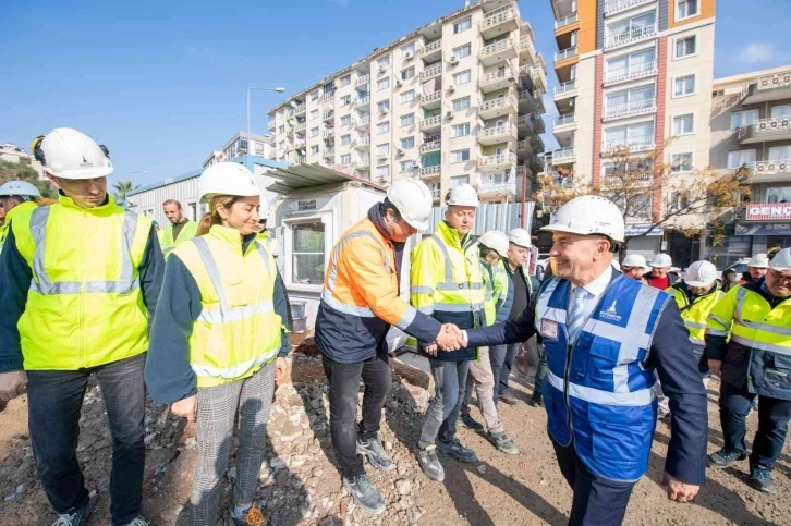 Buca Metrosunda ilk kazık çakıldı
