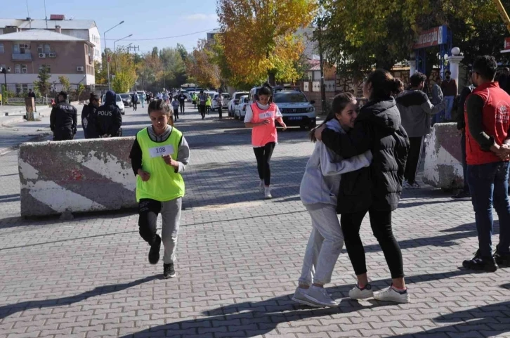 Bulanık’ta "Cumhuriyet Koşusu" düzenlendi
