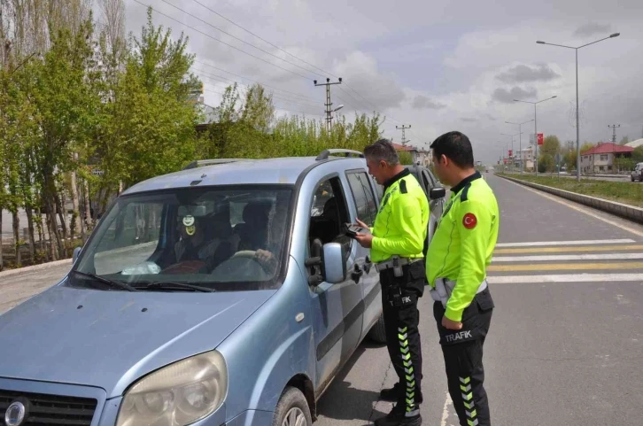 Bulanık’ta ‘Yayalar İçin 5 Adımda Güvenli Trafik’ etkinliği gerçekleştirildi
