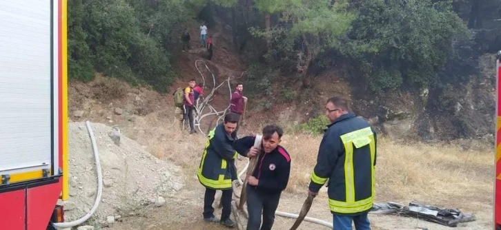 Buldan’daki yangında 1 hektar alan zarar gördü
