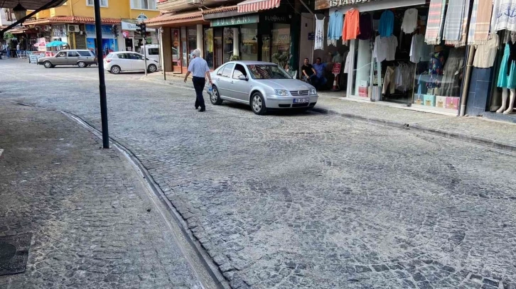 Buldanlı esnafın bitmeyen yol çilesi
