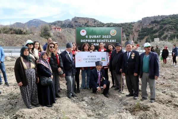 Burdur'da Deprem Şehitleri Ormanı oluşturuldu