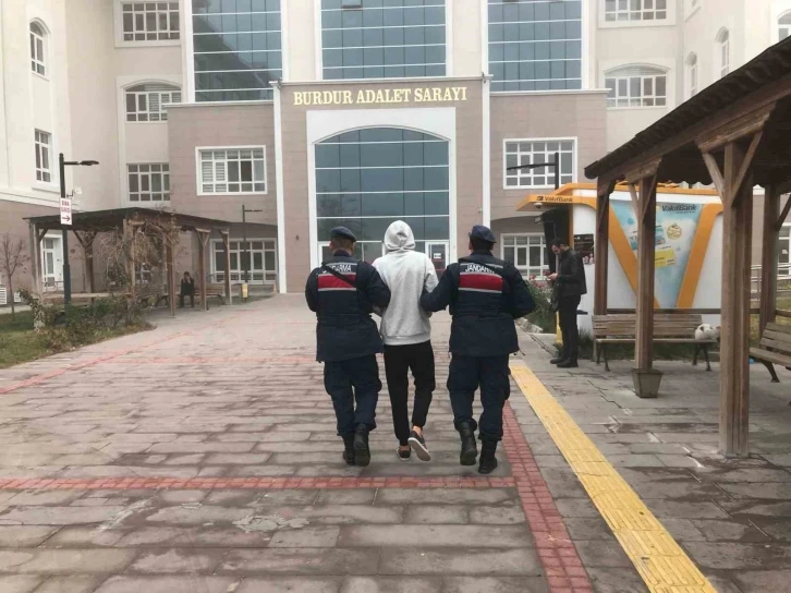 Burdur’da yakalanan 6 şahıs tutuklandı
