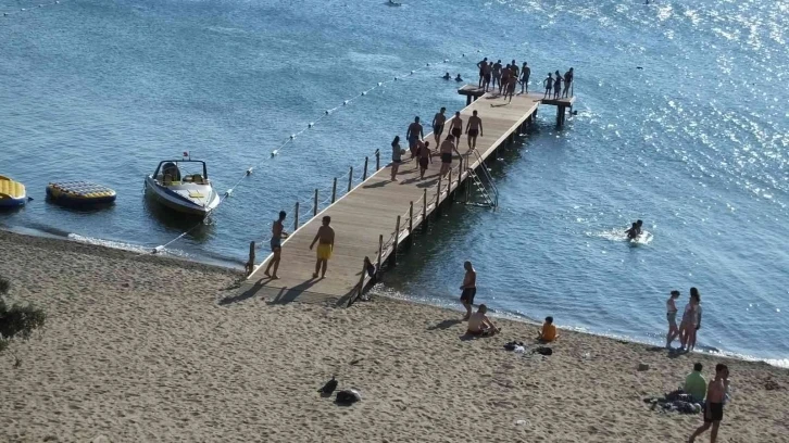 Burhaniye’de hasarlı iskeleyi Büyükşehir onardı
