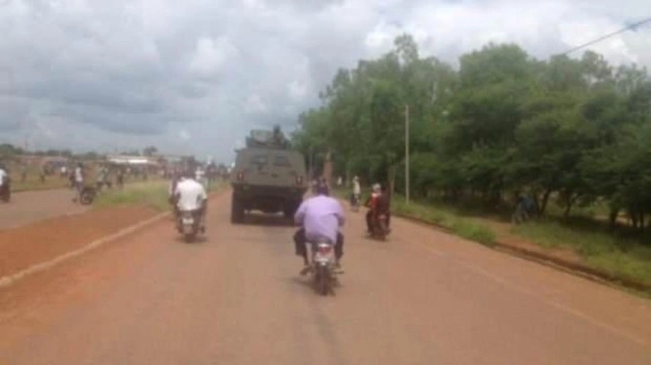 Burkina Faso'da bombalı saldırı: 13 kişi öldü