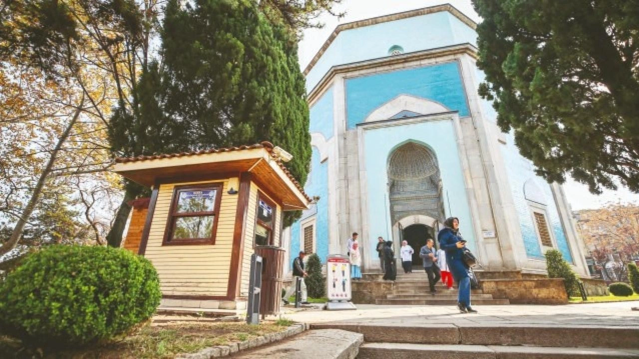 Bursa Büyükşehir Belediyesi'nden tepki çeken camii kararı