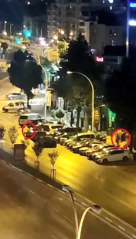 Bursa’da 1 kişinin öldüğü 3 kişinin yaralandığı kavga kamerada
