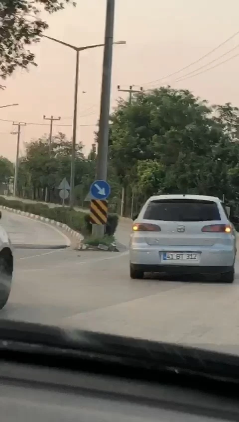 Bursa’da düğün konvoyu trafiği tehlikeye düşürdü
