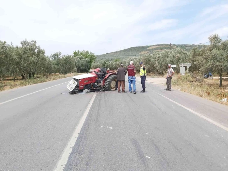 Bursa’da hafriyat kamyonu ile traktör çarpıştı
