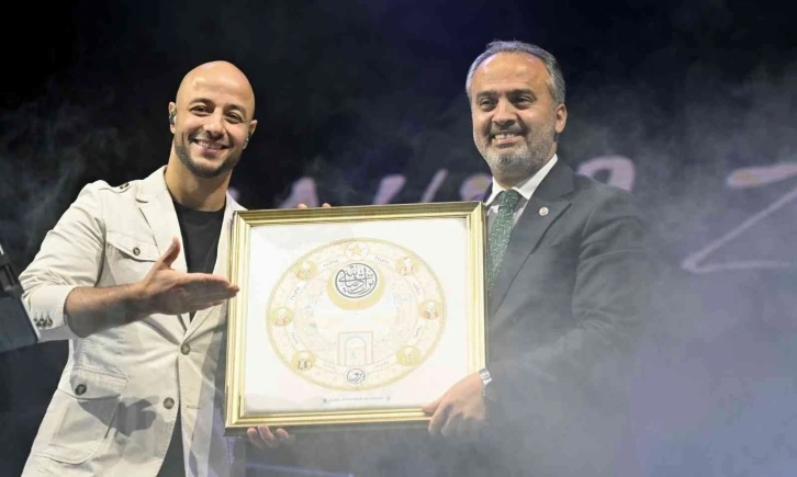 Bursa’da kültür sanat sezonu Maher Zain’le açıldı
