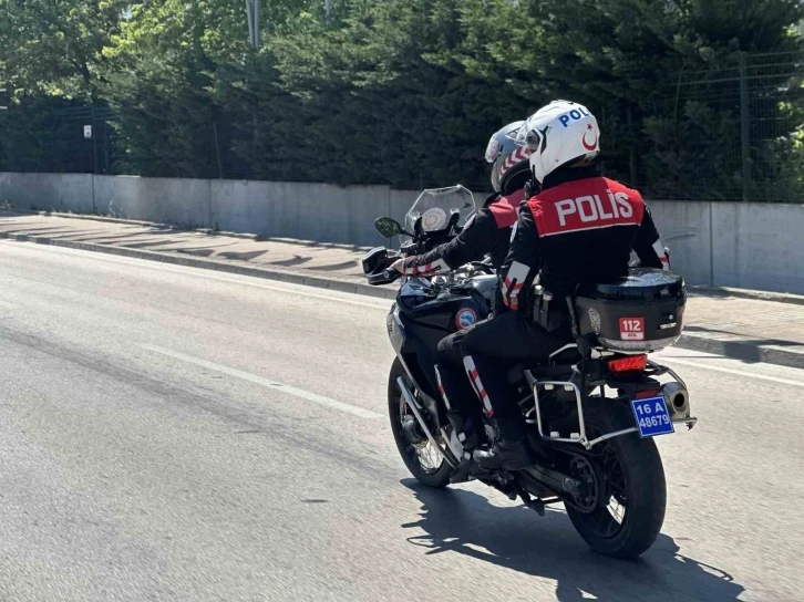 Bursa’da şok uygulamada 17 yıl hapis cezasıyla aranan şüpheli yakalandı
