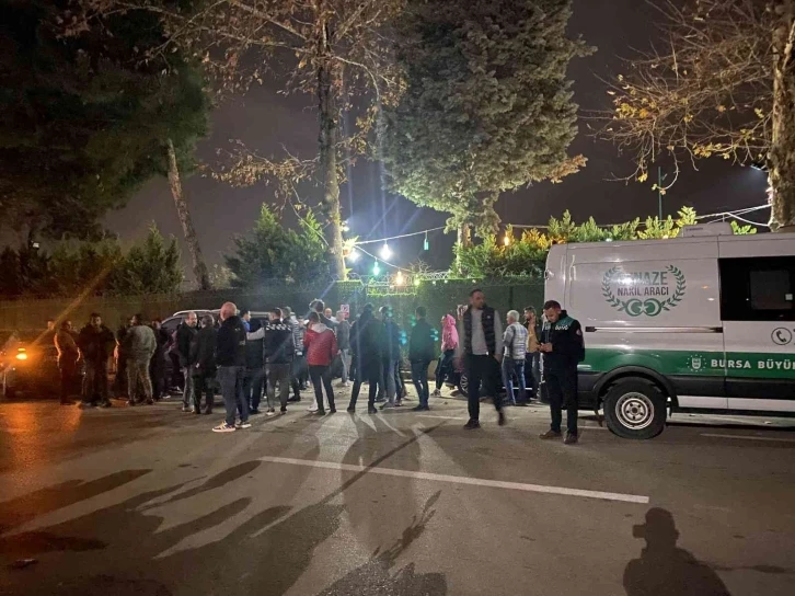 Bursa’da sözlü tartışmada silahlar konuştu: 2 ölü, 1 yaralı
