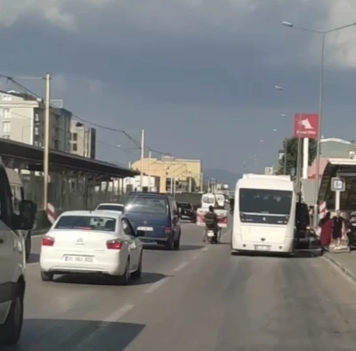 Bursa’da trafikte yaşanan tehlike anlar kameralarda
