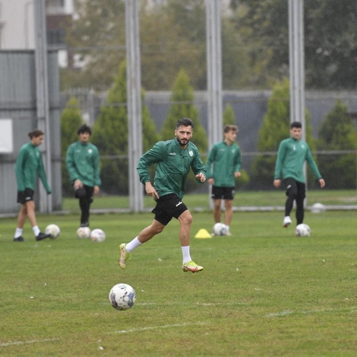 Bursaspor’a Enver Cenk Şahin’den iyi haber geldi
