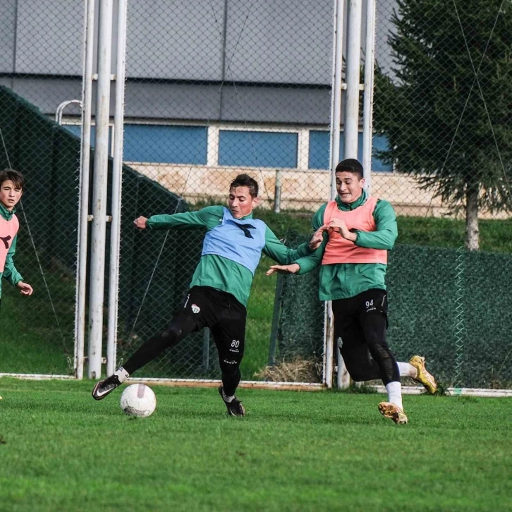 Bursaspor’da Yeni Mersin İdman Yurdu maçı hazırlıkları başladı
