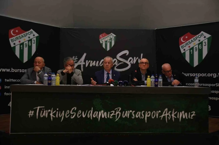 Bursaspor Divan Başkanı Galip Sakder, Recep Günay’ı istifaya davet etti
