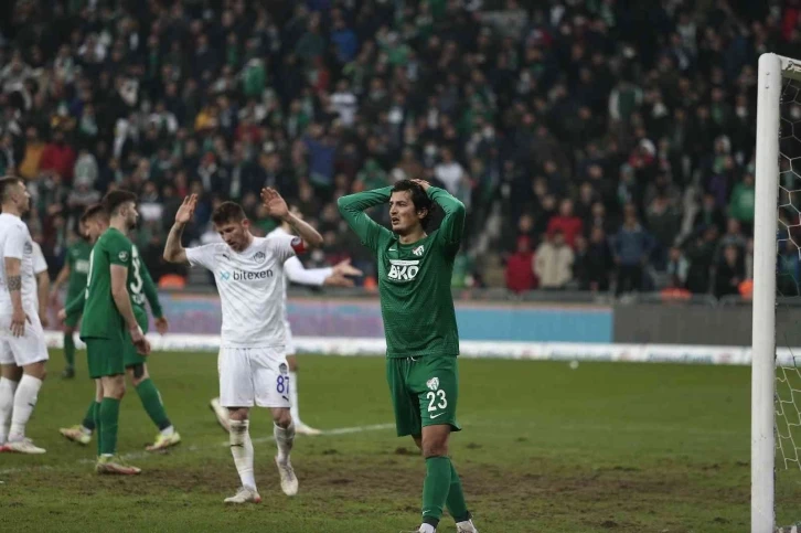 Bursaspor’u parası başarısızlığa sürükledi
