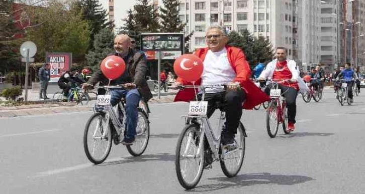 Büyükşehir, 650 bisikletle sıfır emisyonlu hareketliliğe katkı sağlıyor