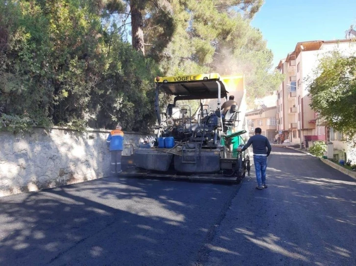 Büyükşehir Belediyesi’nin asfalt seferberliği sürüyor
