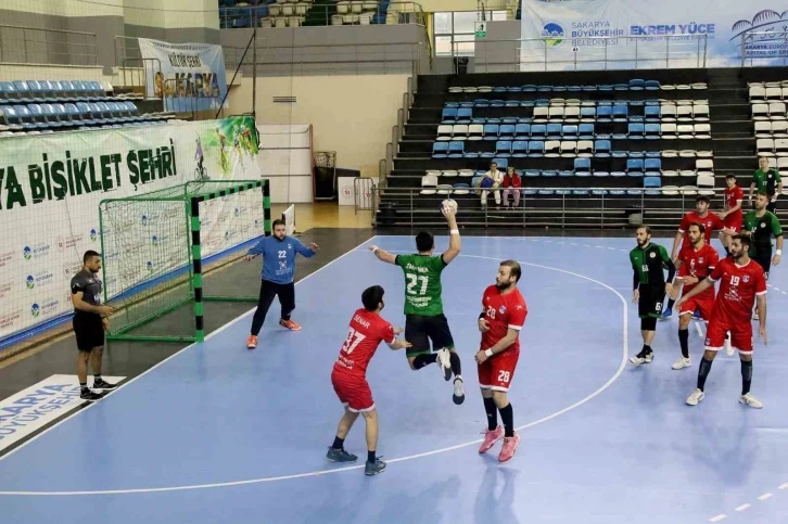 Büyükşehir evinde rüzgar gibi esti: 46-29 skorla 8. galibiyet
