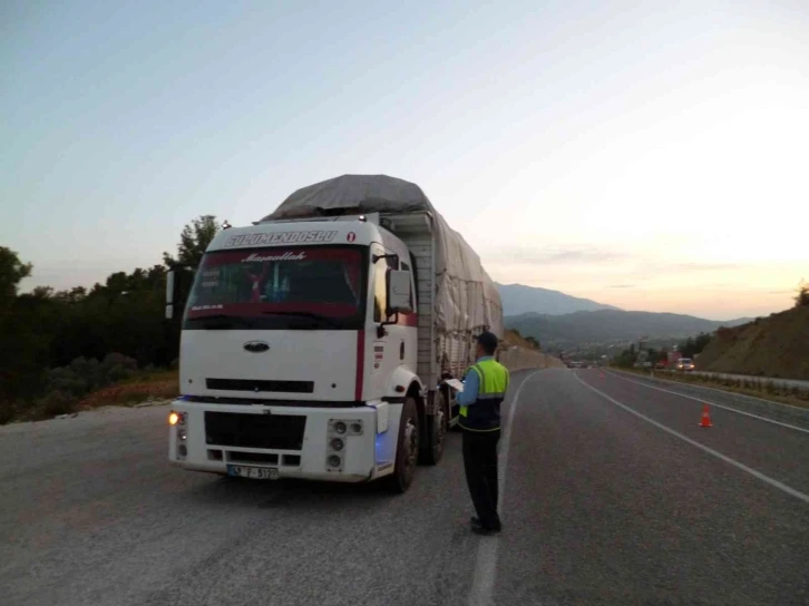 Büyükşehir zabıta yollarda 925 denetim gerçekleştirdi
