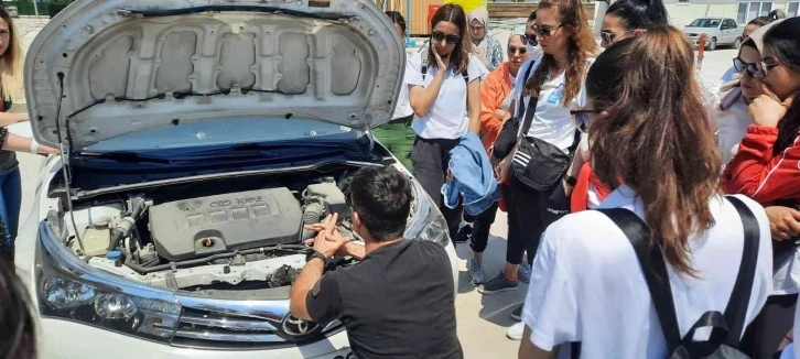 Büyükşehirden ev kadınlarına yangın ve acil durum eğitimi
