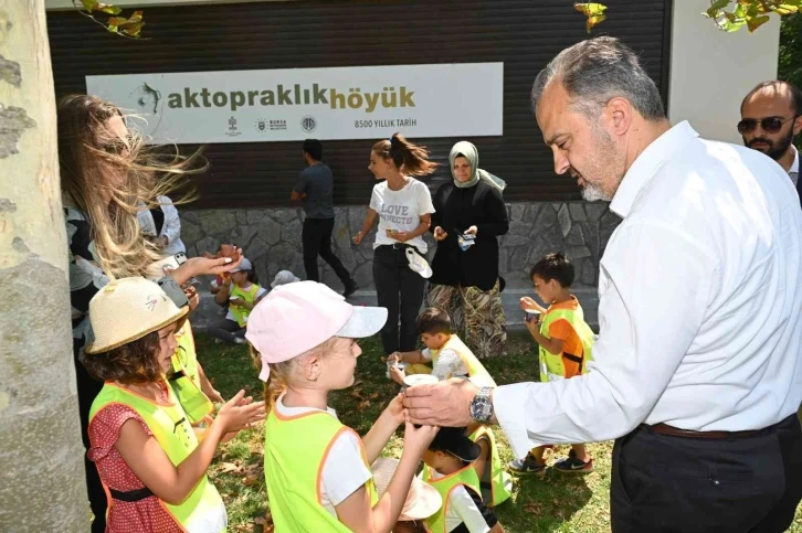 Çağlar öncesine festival tadında yolculuk
