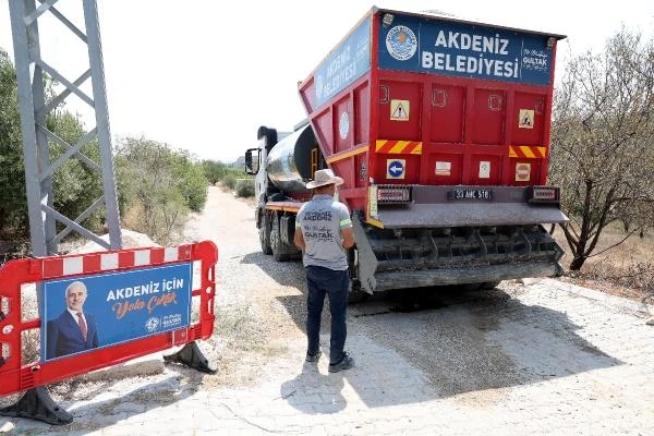 Camili Mahallesi'nin bahçe yolları asfaltlanıyor