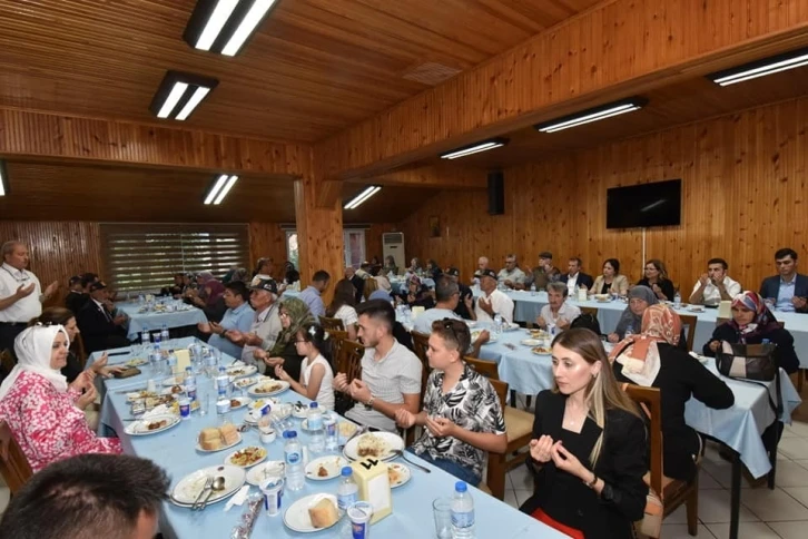 Çan’da şehit aileleri ve gaziler onuruna yemek düzenlendi
