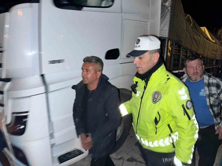 Çanakkale'de Alkollü Tır Sürücüsü Polis ve Jandarma Tarafından Yakalandı