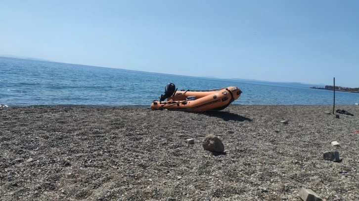 Çanakkale’de lastik botla denize açılan kişi kayboldu
