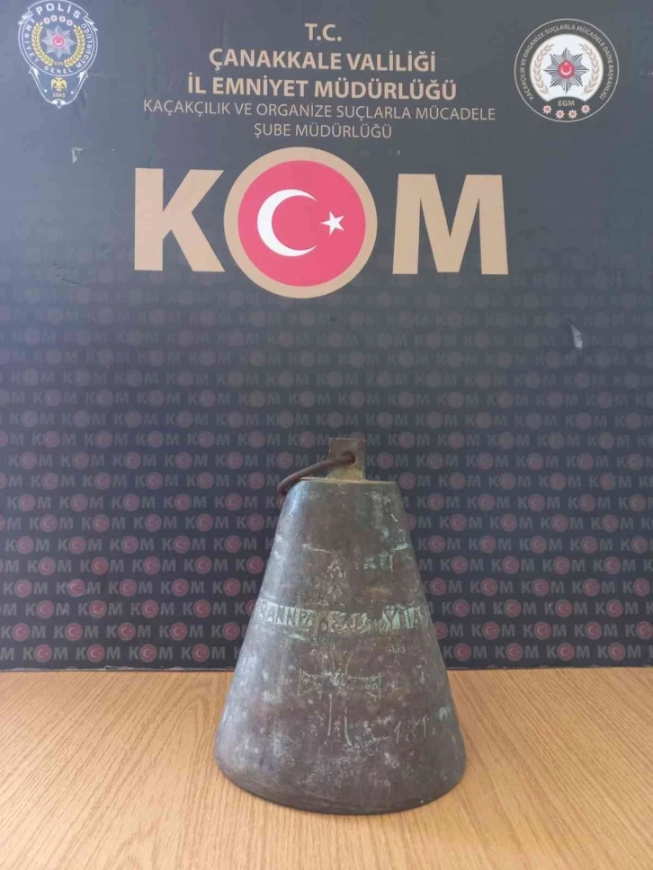 Çanakkale’de tarihi kilise çanı ele geçirildi
