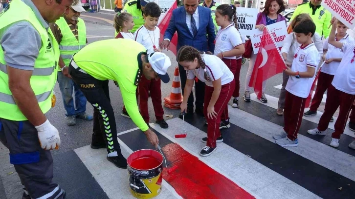 Çanakkale’de yaya önceliğine dikkat çekildi
