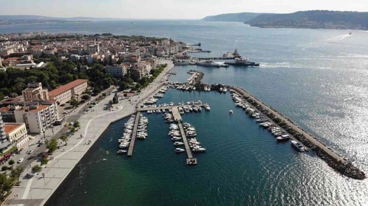 Çanakkale Valiliğinden sağanak yağış ve yıldırım uyarısı
