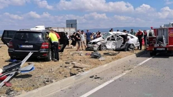 Çanakkale'den acı haber: Karı-koca öldü, çocukları yaralandı