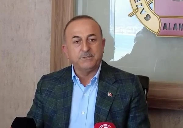 Çavuşoğlu'ndan, Stuttgart'taki kundaklama girişimine tepki