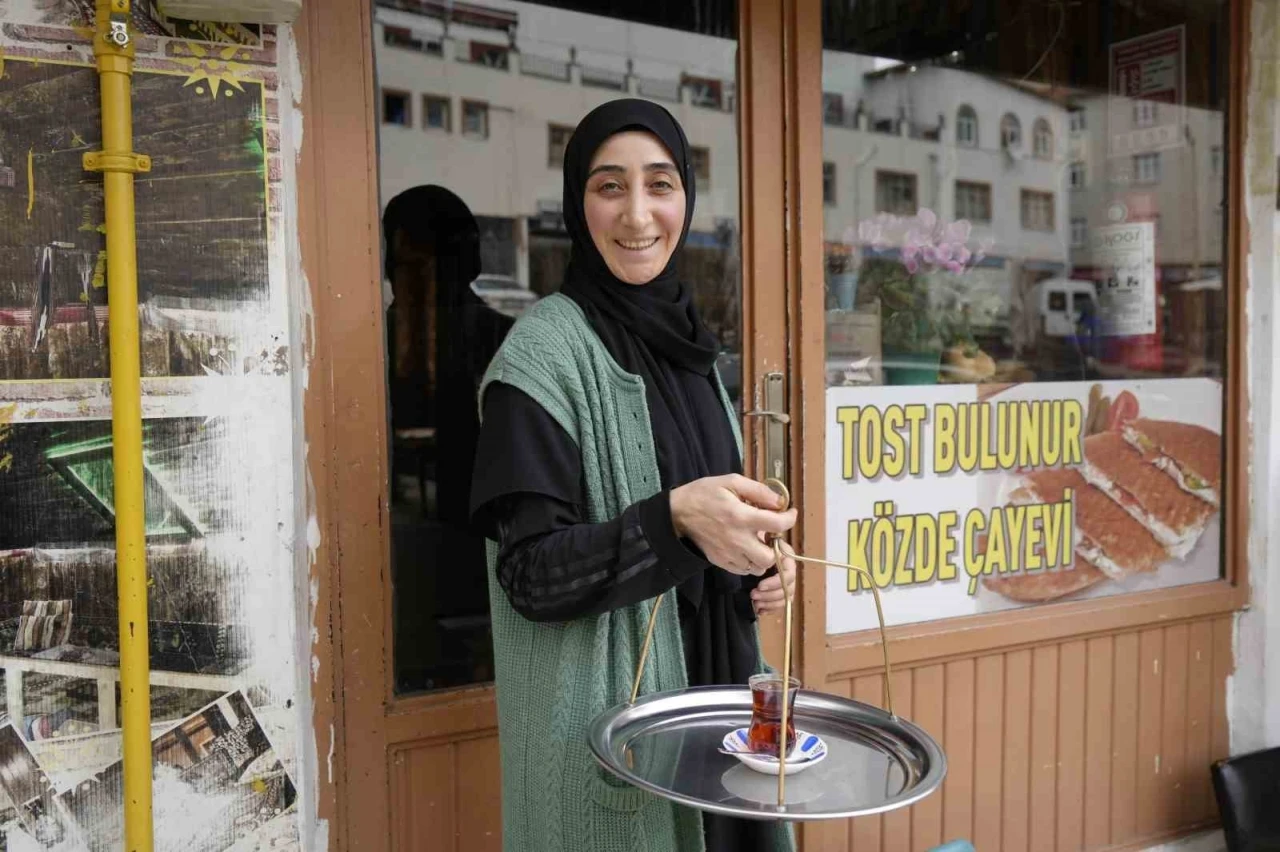 Çay isterken artık daha kibar istiyorlar
