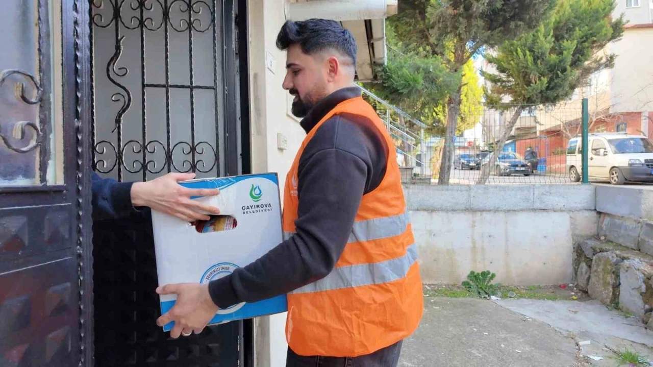 Çayırova’da Ramazan ayında gıda yardımı
